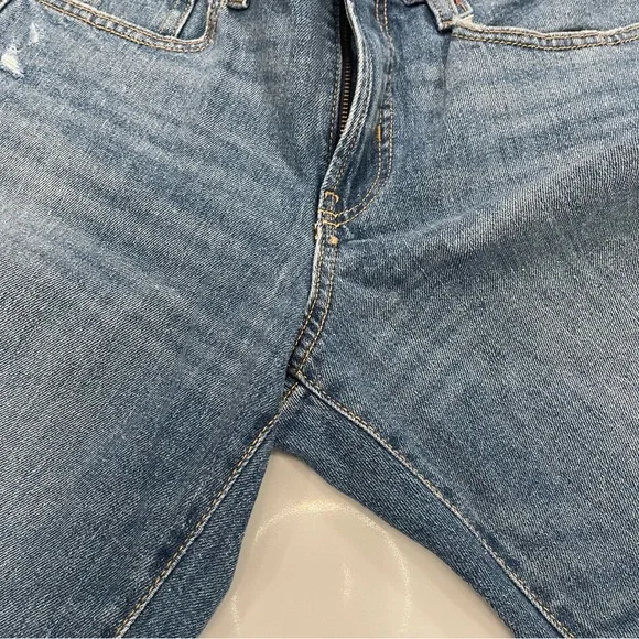 NWT Old Navy Women’s Relaxed Fit Jeans - Medium Blue - Picture 6 of 15